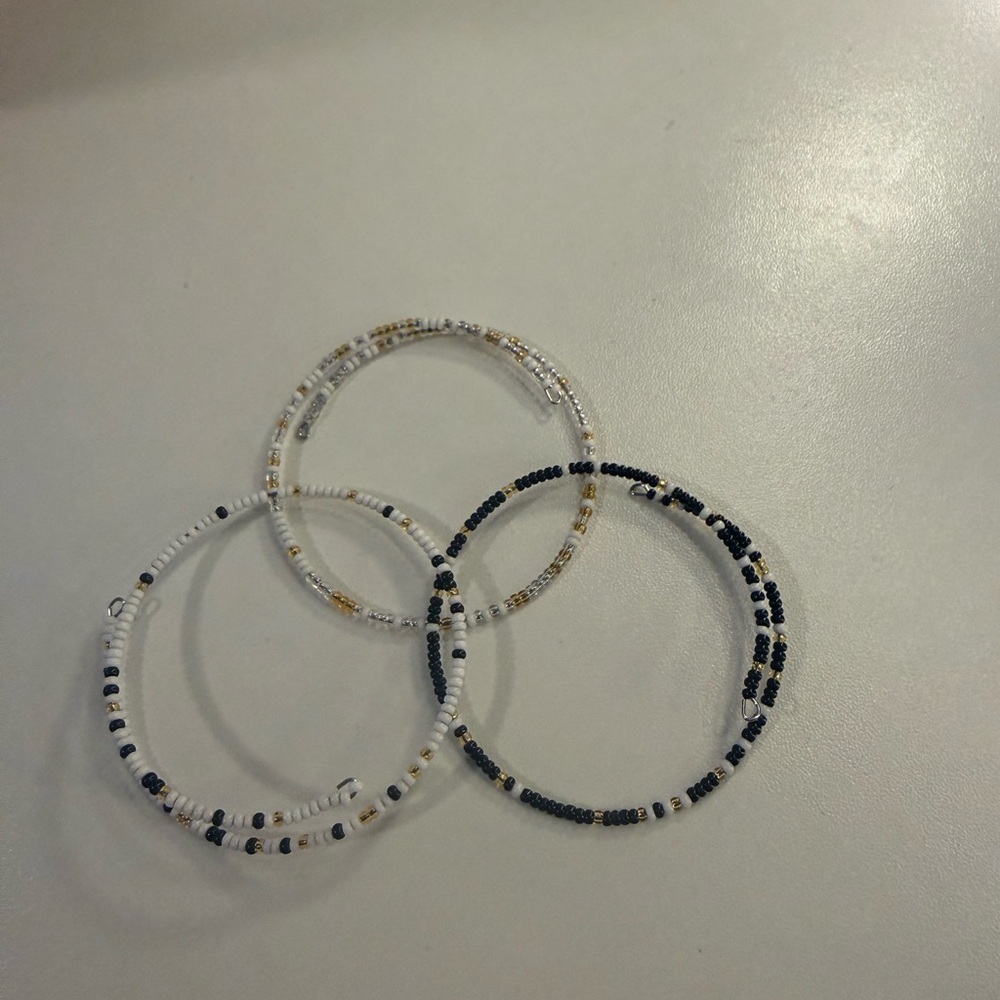 Three-Piece White, Black & Gold Seed Bead Bangle Set